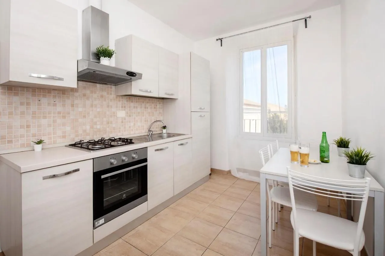 Central Large And Comfortable Apartment Rome 0*,  Italy