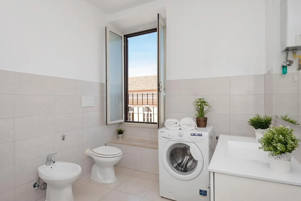 Central Large And Comfortable Apartment Rome